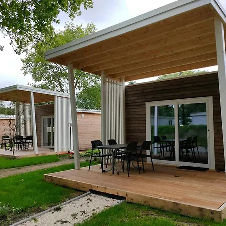 Chalet With Airco Near Efteling Kaatsheuvel